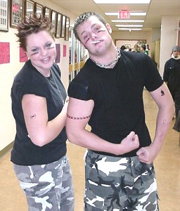 Jessica's muscles are bigger!